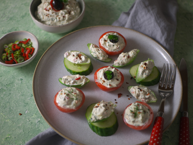 Gurkenschiffchen 1 Frau Rosenfräulein Mit Rosen Delikat Essen https://rosenprodukte.com gurken