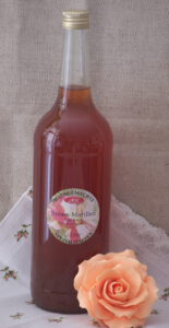 1 Liter Rose-Marillen-Balsam-Essig