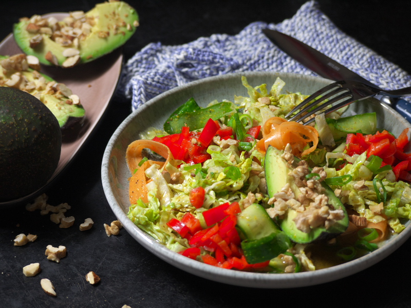 Avocado-Nuss-Salat