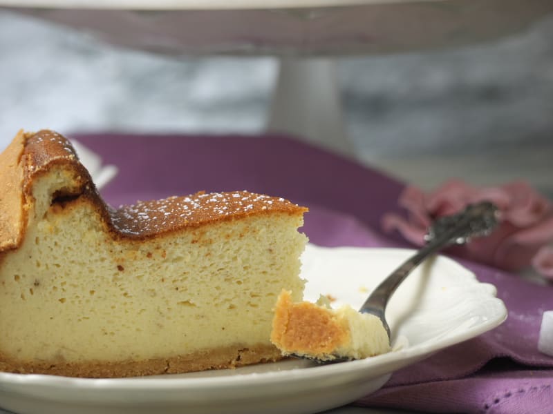 Der Beste Käsekuchen Der Welt 4 Ein Stück Käsekuchen auf den Teller