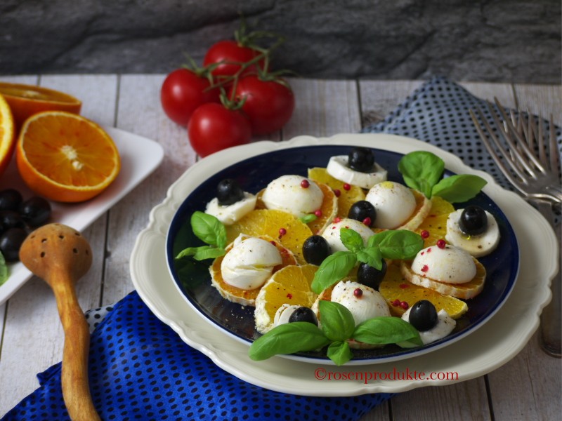 Mozzarella Salat mit Orange 3 Mozarella Orange 2 1 Frau Rosenfräulein Mit Rosen Delikat Essen https://rosenprodukte.com mozzarella salat